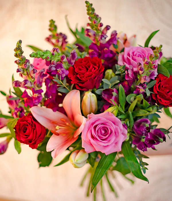 Romantic Mix | Valentine's Day Flowers | Teleflorist.ie