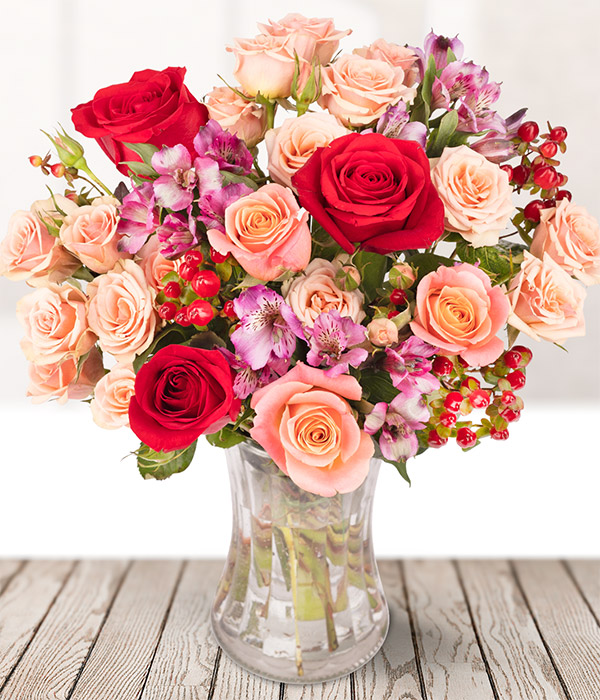 Bold Roses Valentine's Day Flowers by Eflorist