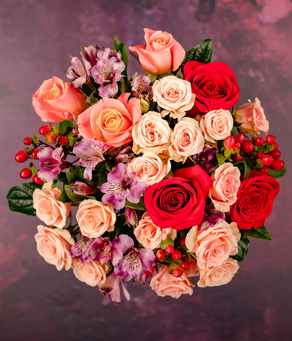 Bold Roses Valentine's Day Flowers by Eflorist