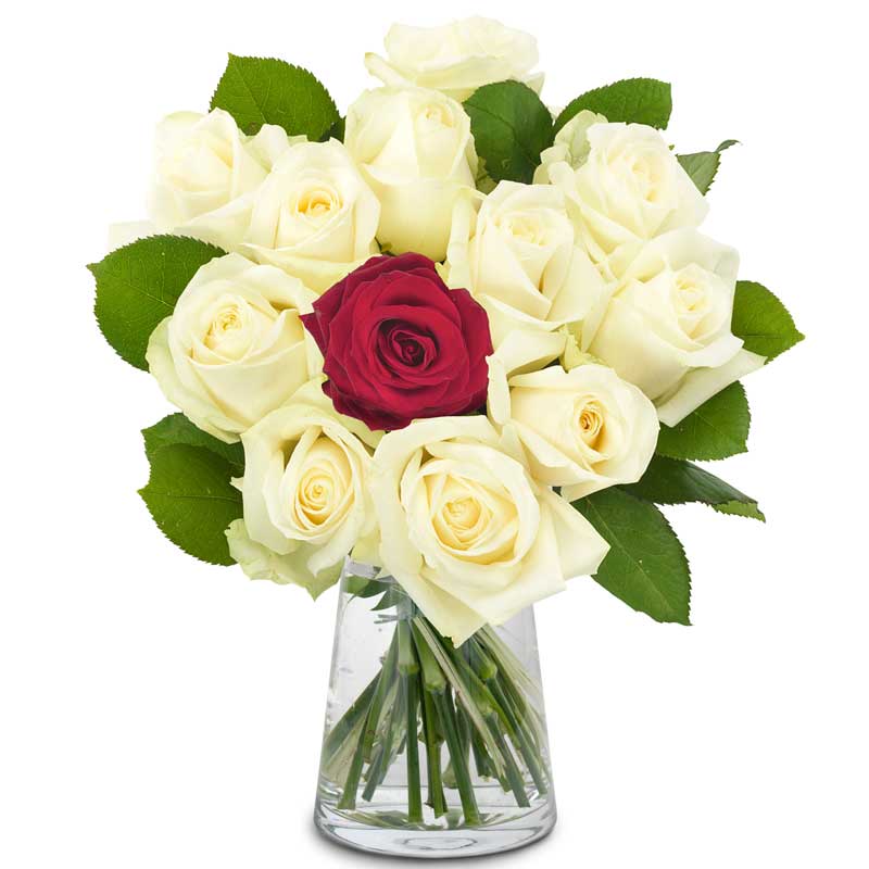 Tu es unique | Bouquet romantique de roses blanches avec une rose rouge |  Euroflorist