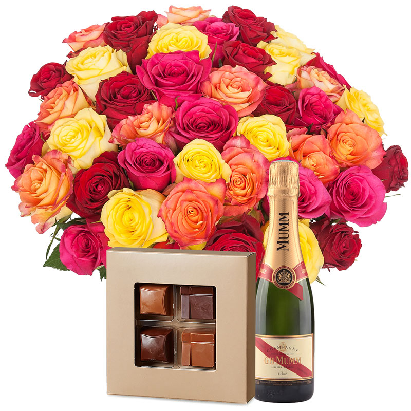 Bouquet With Mixed Roses Delivered With Champagne And Chocolates