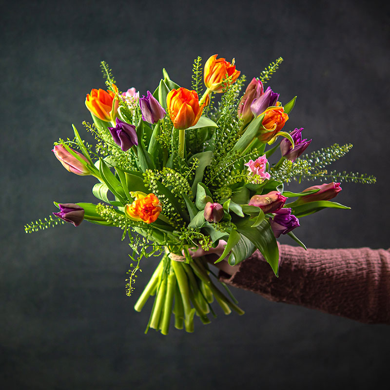 Flower Delivery France Send flowers to France with Euroflorist